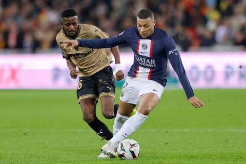 Pelatih Paris Saint-Germain Usai Timnya Ditekuk Lens: Kami Banyak Buat Kesalahan (1)