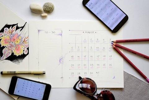 Ilustrasi Apa itu TGIF? Ini Kepanjangannya dalam Bahasa Inggris. (Foto: marijana1 by https://pixabay.com/id/)