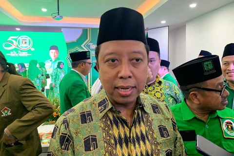 Ketua Majelis Pertimbangan PPP Romahurmuziy (Romy) di Kantor DPP PPP, Jakarta Pusat, Kamis (5/1/2023). Foto: Paulina Herasmaranindar/kumparan