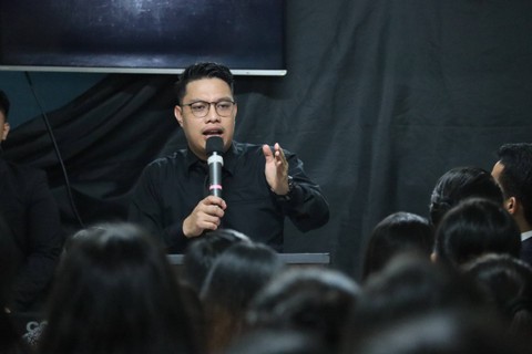 Ilustrasi Pengertian dan Contoh Mukadimah Ceramah (Foto: Reimond De Zuniga | Unsplash.com)