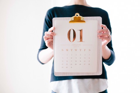 Ilustrasi Kalender China Juni 2023. Foto: dok. Brooke Lark (Unsplash.com)