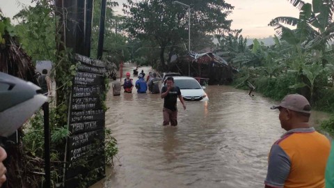 Suasana Perumahan Dinar Indah, Kecamatan Tembalang, Kota Semarang pasca di terjang banjir bandang. Foto: Dok. Istimewa