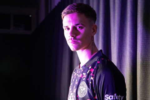 Romeo Beckham, anak David Beckham. Foto: Brentford FC