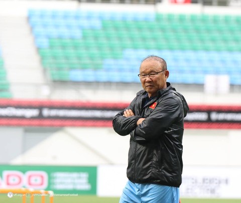 Pelatih Timnas Vietnam, Park Hang-seo, di Stadion Utama Gelora Bung Karno (GBK) pada Januari 2023. Foto: VFF