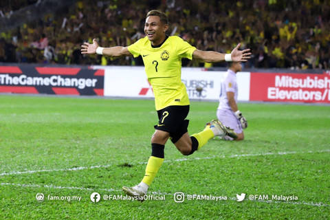 Faisal Halim mencetak gol saat laga Malaysia vs Thailand dalam semifinal leg 1 Piala AFF 2022 di Stadion Bukit Jalil, Kuala Lumpur, pada 7 Januari 2023. Foto: FA Malaysia