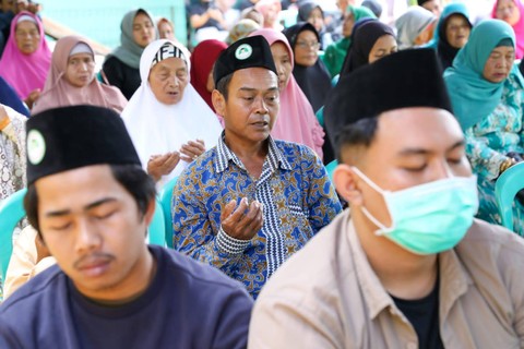 Relawan Santri Dukung Ganjar (SDG) juga mengadakan doa bersama agar Indonesia dijauhkan dari bencana. Foto: Dok. Istimewa