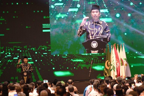 Presiden Jokowi berpidato saat menghadiri Rakornas dan Musyawarah Dewan Partai Bulan Bintang di Jakarta, Rabu (11/1/2023). Foto: Akbar Nugroho Gumay/ANTARA FOTO