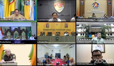 Mendagri, Tito Karnavian, pimpin rapat koordinasi Pengendalian Inflasi Daerah bersama instansi terkait serta kepala daerah se Indonesia, secara daring. Foto tangkap layar.