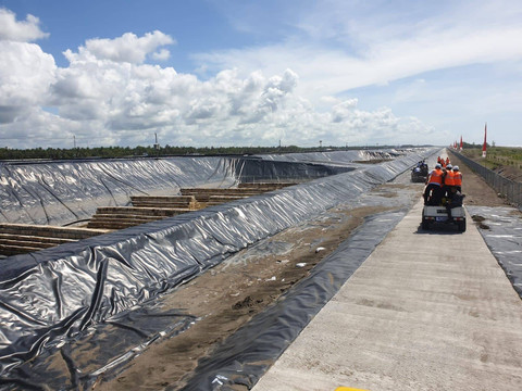 Suasana tambak udang di Kebumen, Jawa Tengah, Jumat (13/1). Foto: Dok: Kementerian Kelautan dan Perikanan