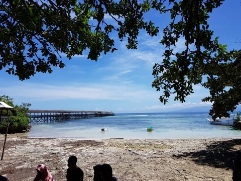 Pemandangan laut di Pulau Karampuang, Mamuju. Foto: Adi Pallawalino/SulbarKini