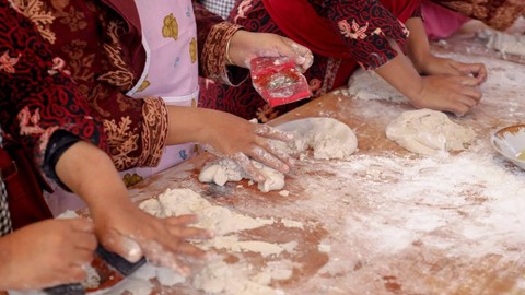 Gerakan Masyarakat Wirausaha melakukan pelatihan pemberdayaan ikan mernying. Foto: Dok. Istimewa