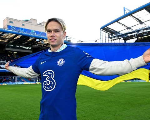 Rekrutan anyar Chelsea, Mykhaylo Mudryk. Foto: Twitter/@ChelseaFC
