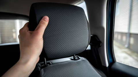 Ilustrasi headrest mobil. Foto: natali_ploskaya/Shutterstock