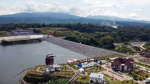 Bendungan Kuwil Kawangkoan di Kabupaten Minahasa Utara, yang diresmikan Presiden Jokowi pada kunjungan kerja di Sulawesi Utara.