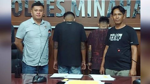 Polres Minahasa saat merilis pengungkapan kasus peredaran obat keras jenis trihexyphenidyl yang tak berizin edar. Salah satu tersangka adalah penghuni Lapas Kelas II B Tondano, Minahasa