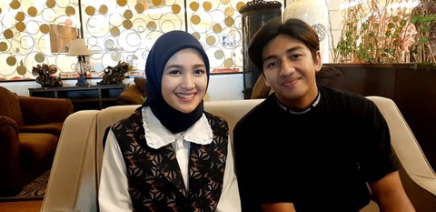 Cut Syifa dan Harris Vriza saat menyapa penggemar di Yogyakarta. Foto: Len/Tugu Jogja
