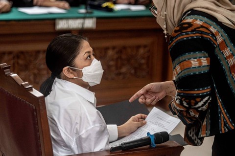 Terdakwa kasus pembunuhan berencana Brigadir Yosua, Putri Candrawathi, menjalani sidang dengan agenda pembacaan pledoi di Pengadilan Negeri Jakarta Selatan, Jakarta, Rabu (25/1/2023). Foto: Aprillio Akbar/ANTARA FOTO