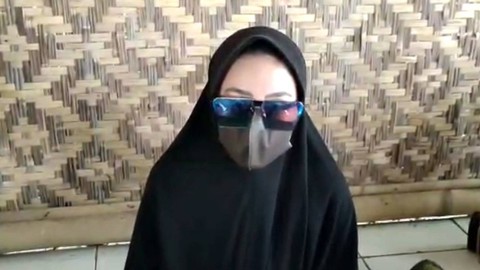 Nur (23), istri penyidik polisi yang berada di mobil Audi A8 hitam. Foto: kumparan