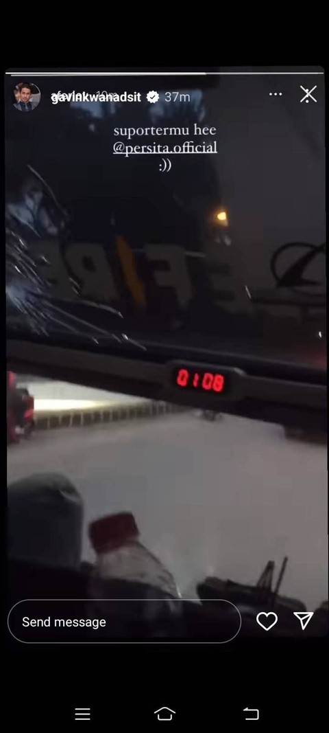 Detik-detik bus Persis Solo diserang usai lawan Persita. Foto: Instagram/@gavidkwanadsit