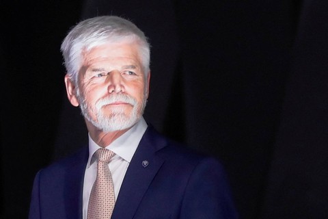 presiden Ceko Petr Pavel bereaksi setelah hasil pemilihan presiden negara itu diumumkan, di Praha, Republik Ceko, Sabtu (28/1/2023). Foto: David W Cerny/REUTERS