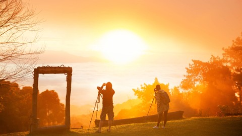 Ilustrasi fotografer lanskap. Foto: anek.soowannaphoom/Shutterstock.