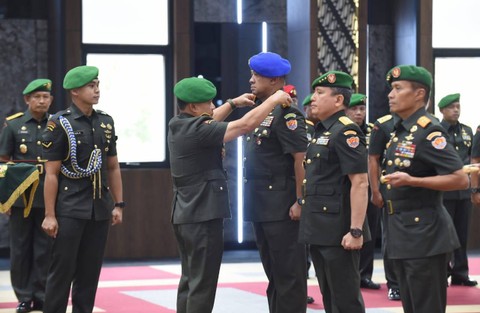 Serah terima jabatan di lingkungan TNI Angkatan Darat. Foto: TNI AD