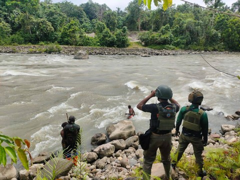 Derasnya arus Sungai Digoel di Kabupaten Pegunungan Bintang, Provinsi Papua Pegunungan. Foto: Polda Papua.