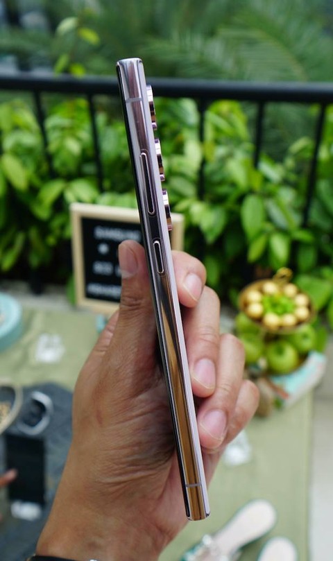 Sisi samping kanan Samsung Galaxy S23 Ultra. Foto: Aditya Panji/kumparan
