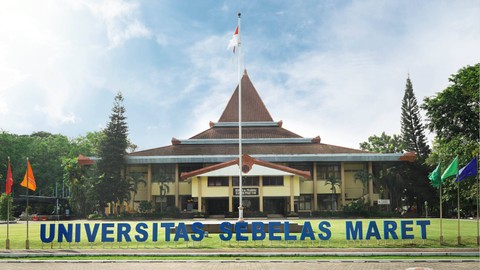 Universitas Sebelas Maret UNS Surakarta. Foto: ARTONIUMW/Shutterstock