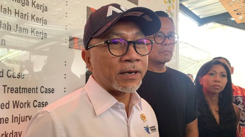 Menteri Perdagangan Zulkifli Hasan usai mengunjungi KEK Sanur, Bali, Jumat (3/2/2023).  Foto: Denita BR Matondang/kumparan
