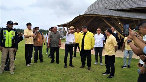 Menteri Koordinator Bidang Perekonomian Airlangga Hartarto saat berada di KEK Kura-kura Bali - IST