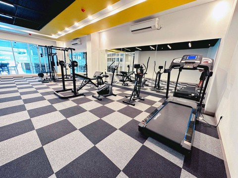 Gym Center di Aidia Grande Hotel, Minggu (29/1/2023) | Foto: Roza Hariqo/Lampung Geh