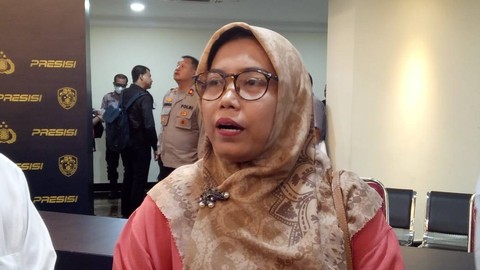 Ketua RT 04/03 Kelurahan Jatiwarna, Nur Asiah Syafris. Foto: Ananta Erlangga/kumparan