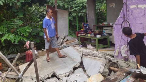 Rumah warga yang rusak akibat gempa Jayapura. Foto: istimewa