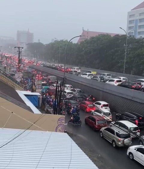 Macet di mana-mana di Kota Makassar. Dok: Ist.