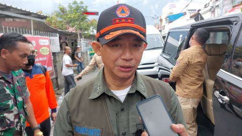 BNPB berikan bantuan untuk korban banjir Solo, Sabtu (18/2/2023). Foto: Dok. Istimewa