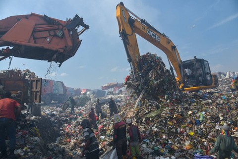 Ilustrasi tempat pembuangan akhir (TPA). Foto: Fransisco Carolio/ANTARA FOTO