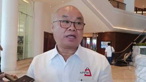 Ketua Umum Asosiasi Pengelola Pusat Belanja Indonesia (APPBI) Alphonzus Widjaja dalam Rakernas Asosiasi Pengelola Pusat Belanja Indonesia (APPBI) di Grand Hyatt Jakarta, Kamis (23/2/2023). Foto: Narda Margaretha Sinambela/kumparan