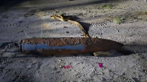 Mortir seberat 250 kilogram ditemukan di Kecamatan Tenayan Raya, Kota Pekanbaru, Riau. Foto: Dok. Istimewa