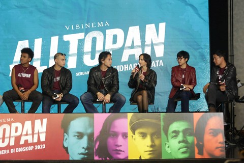 Konferensi pers jelang syuting film Ali Topan di kawasan Kemang, Jakarta, Senin, (27/2).  Foto: Agus Apriyanto