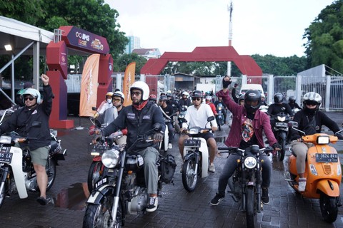 Parade Sunmori IIMS 2023 oleh komunitas motor. Foto: dok. Dyandra Promosindo