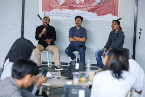 Kegiatan diskusi bersama yang digelar Pemuda Mahasiswa Nusantara (PMN) Sulsel bersama mahasiswa di Makassar. Foto: Dok. Istimewa