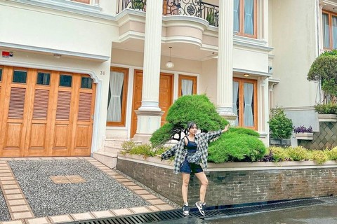 Rumah Fuji. Foto: Instagram/@fuji_an