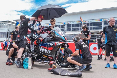 Para pebalap di ajang WSBK Mandalika. Foto: Dok. Kemenparekraf