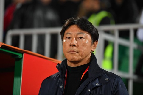 Shin Tae-yong dalam laga Timnas U-20 Indonesia vs tuan rumah Uzbekistan dalam laga terakhir Grup A Piala Asia U-20 2023 di Stadion Istiqlol, Fergana, 7 Maret 2023. Foto: PSSI