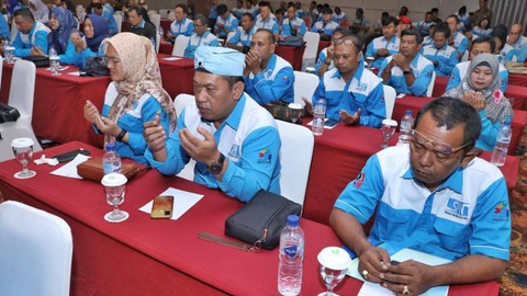 Serikat Pekerja Nasional (SPN) seluruh Indonesia menggelar Sidang Majelis Nasional (Majenas) SPN IV dan deklarasi dukung Ganjar Pranowo di Lombok Garden Hotel, Lombok, Nusa Tenggara Barat (NTB). Foto: Dok. Istimewa