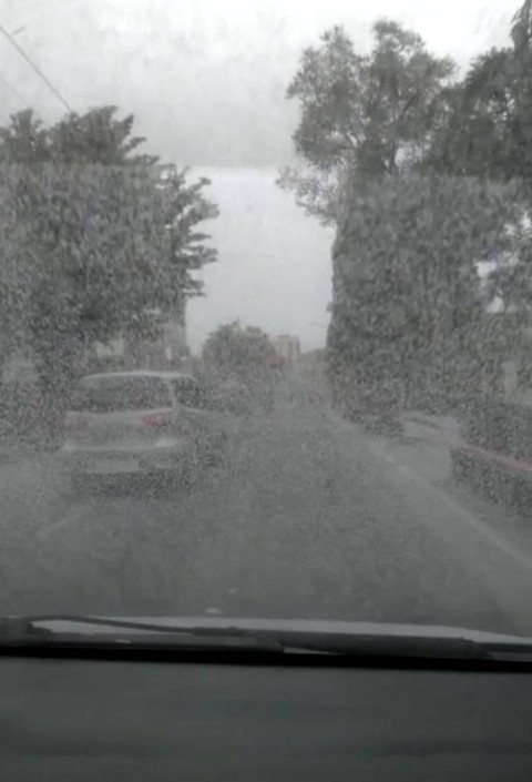 Magelang diguyur hujan abu. Foto: hermanto/Tugu Jogja