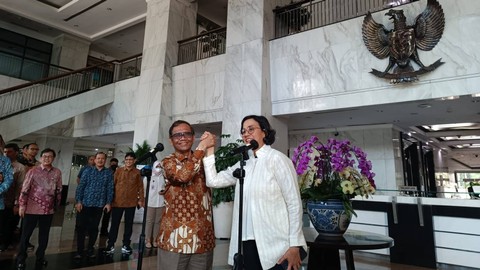Konferensi pers Menkeu Sri Mulyani dan Menkopolhukam Mahfud MD di Kantor Kemenkeu, Sabtu (11/3/2023). Foto: Akbar Maulana/kumparan