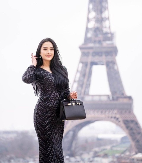 Tangkapan layar akun @vidya_piscarista, istri Kepala BPN Jaktim, Sudarman Harja Saputra. Foto: Instagram/@vidya_piscarista