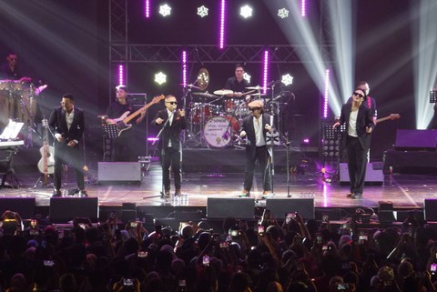 Trio Lestari with Rio Febrian ft. Rizky Febian tampil pada acara Jakarta Concert Week 2023 di JCC Senayan, Jakarta, Minggu (19/3/2023). Foto: Iqbal Firdaus/kumparan